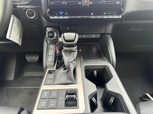 New 2027 Toyota Land Cruiser w/ Premium Package AWD/4WD image 21