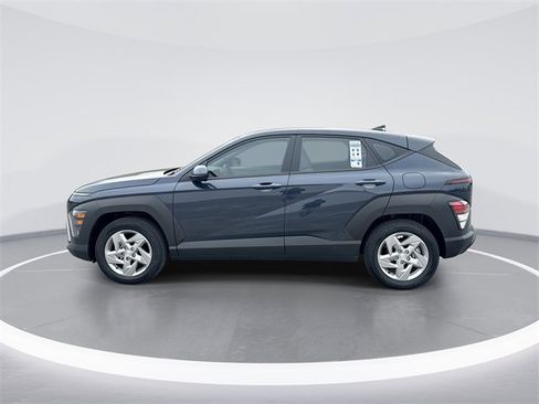 New 2026 Hyundai Kona SE image 5