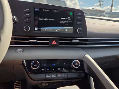 New 2026 Hyundai Elantra Sport FWD image 18