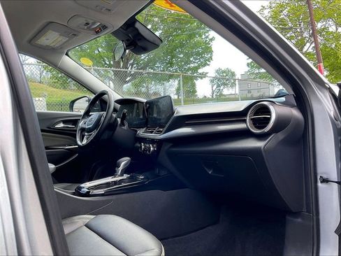 Used 2024 Chevrolet Trax ACTIV w/ Driver Confidence Package FWD image 14