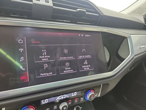 Used 2021 Audi Q3 2.0T Premium w/ Convenience Package image 29