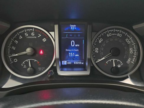 Used 2020 Toyota Tacoma SR5 AWD/4WD image 12