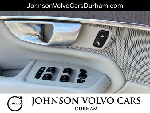 Used 2024 Volvo XC90 T8 Plus w/ Protection Package Premier AWD/4WD image 22