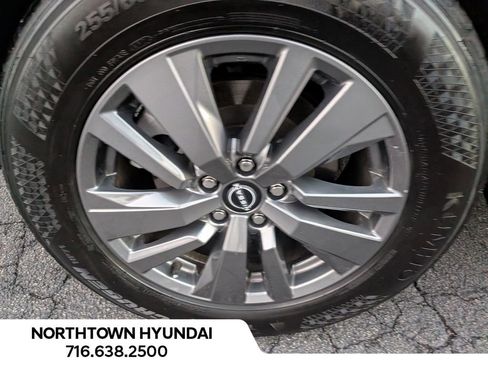 Used 2025 Nissan Pathfinder SV image 43