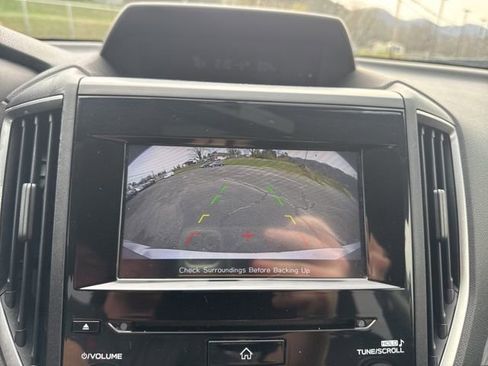 Used 2019 Subaru Crosstrek 2.0i Premium image 18