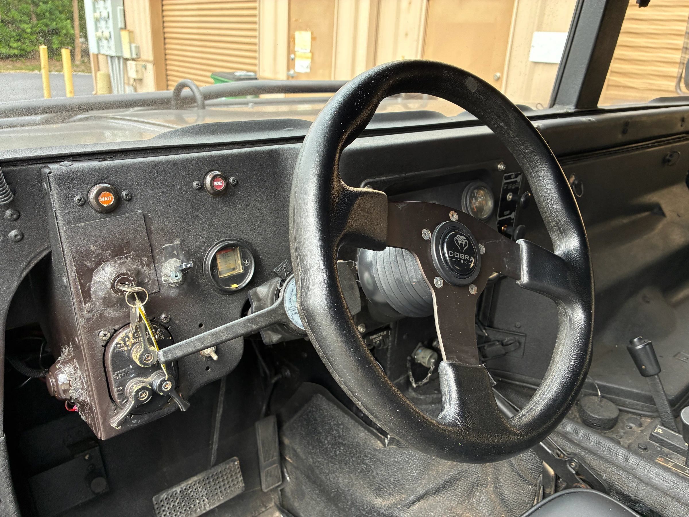 Used 1995 HUMMER H1 image 11