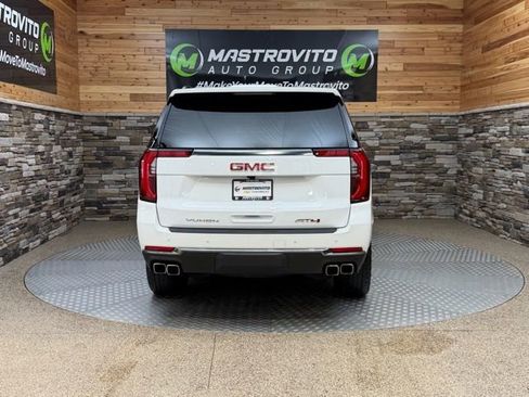Used 2025 GMC Yukon AT4 image 9