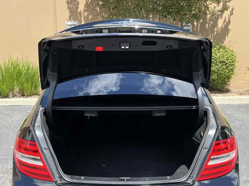 Used 2012 Mercedes-Benz C 250 Sedan image 59