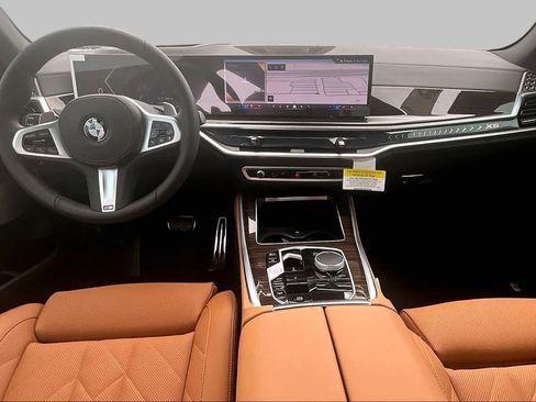 Used 2026 BMW X5 xDrive40i w/ M Sport Package AWD/4WD image 15