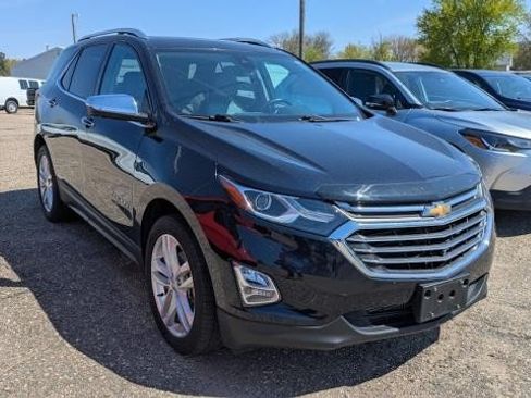 Used 2020 Chevrolet Equinox Premier AWD/4WD image 2