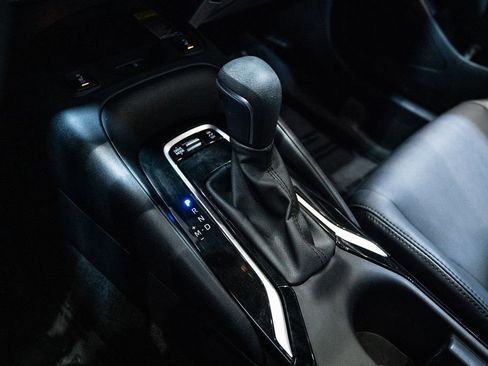 Certified 2023 Toyota Corolla XSE image 30