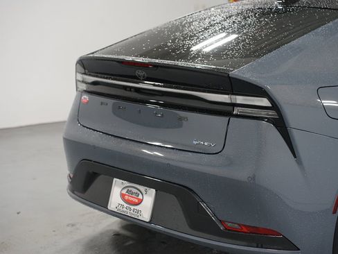 New 2026 Toyota Prius Plug-In Hybrid image 9
