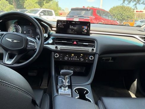 Used 2025 Genesis G70 2.5T AWD/4WD image 13