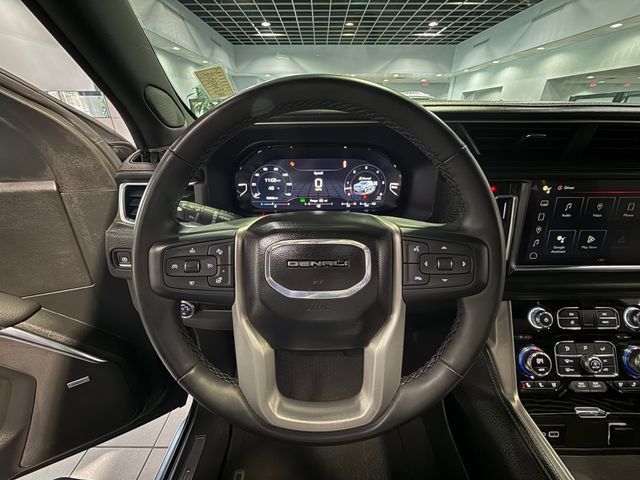Used 2024 GMC Yukon Denali AWD/4WD image 17