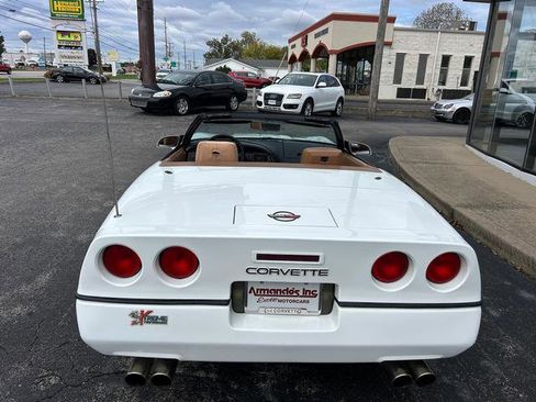 Used 1990 Chevrolet Corvette Convertible image 27