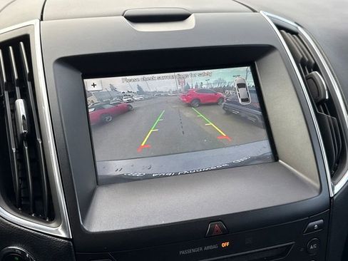 Used 2017 Ford Edge Titanium w/ Equipment Group 301A image 22