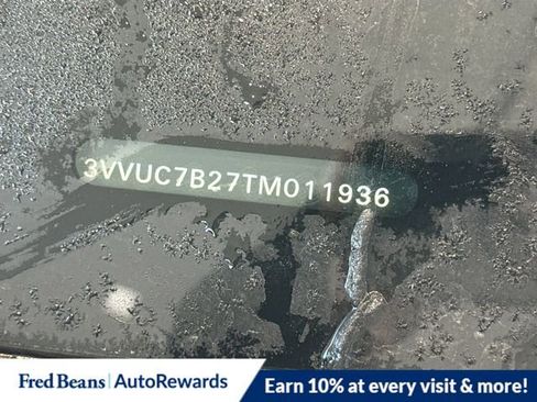 New 2026 Volkswagen Taos SE image 19