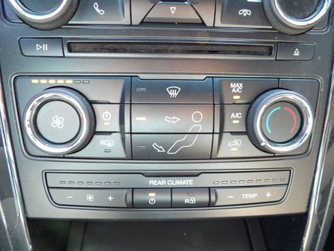 Used 2016 Ford Explorer FWD image 28