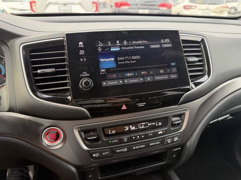 Used 2022 Honda Pilot Sport image 12