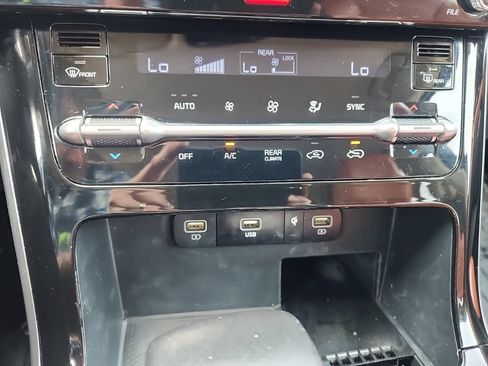 Used 2024 Kia Carnival SX FWD image 24