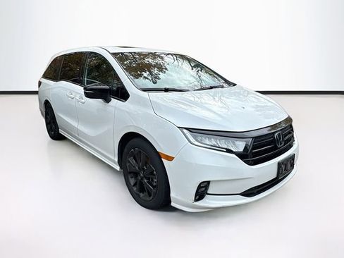 Certified 2023 Honda Odyssey Sport image 1