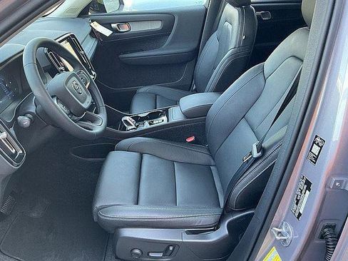 New 2026 Volvo XC40 B5 Plus w/ Climate Package AWD/4WD image 14
