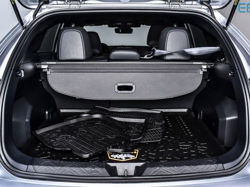 Used 2025 Subaru Crosstrek 2.5i Wilderness w/ Crosstrek Mirror Package image 14