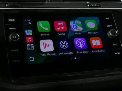 Certified 2023 Volkswagen Tiguan SE R-Line image 14