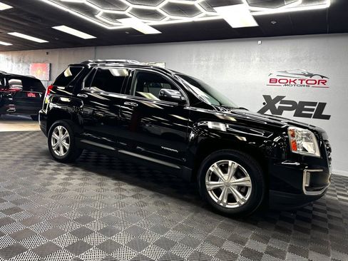 Used 2017 GMC Terrain SLT w/ Driver Alert Package I image 2