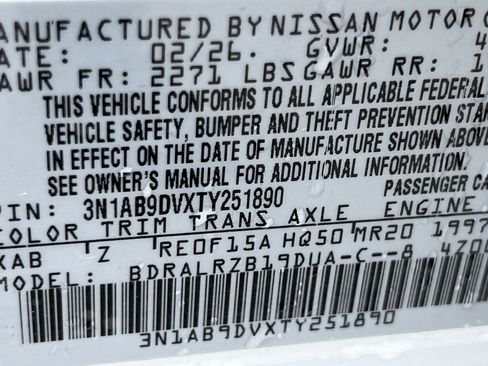 New 2026 Nissan Sentra SR w/ SR Premium Package FWD image 17