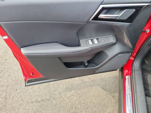 New 2026 Mitsubishi Outlander SE image 22