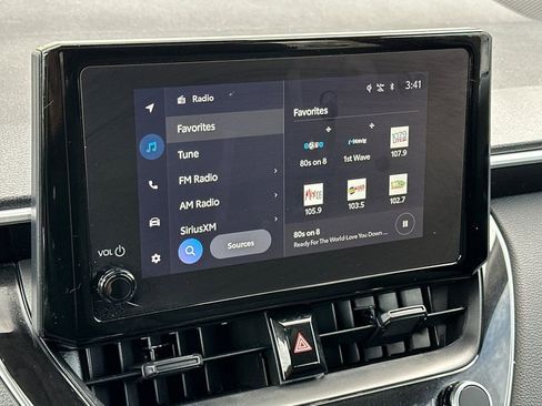 Used 2024 Toyota Corolla Cross LE w/ Moonroof Package image 19