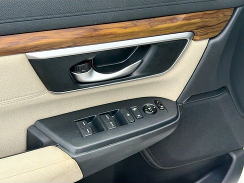 Used 2019 Honda CR-V EX image 18