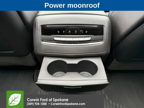 Used 2022 Cadillac Escalade Sport Platinum w/ LPO, ONYX Package image 13