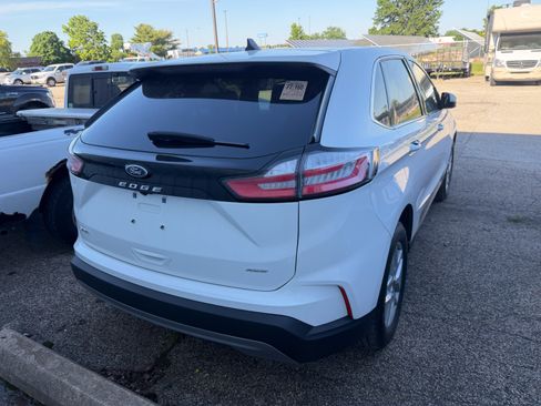 Used 2024 Ford Edge SEL w/ Convenience Package AWD/4WD image 5