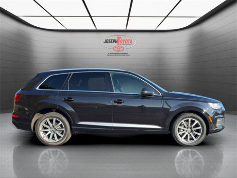 Used 2019 Audi Q7 3.0T Prestige w/ Prestige Package image 14