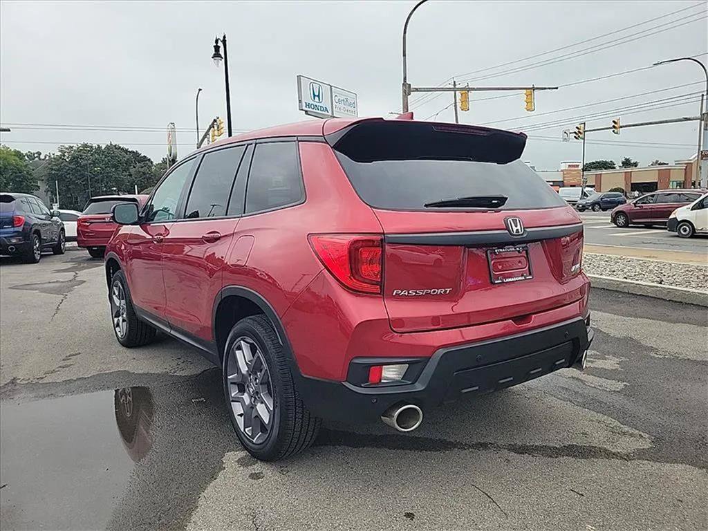 Used 2023 Honda Passport EX-L image 3