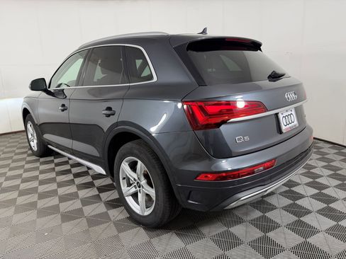 Used 2023 Audi Q5 2.0T Premium w/ Convenience Package AWD/4WD image 3