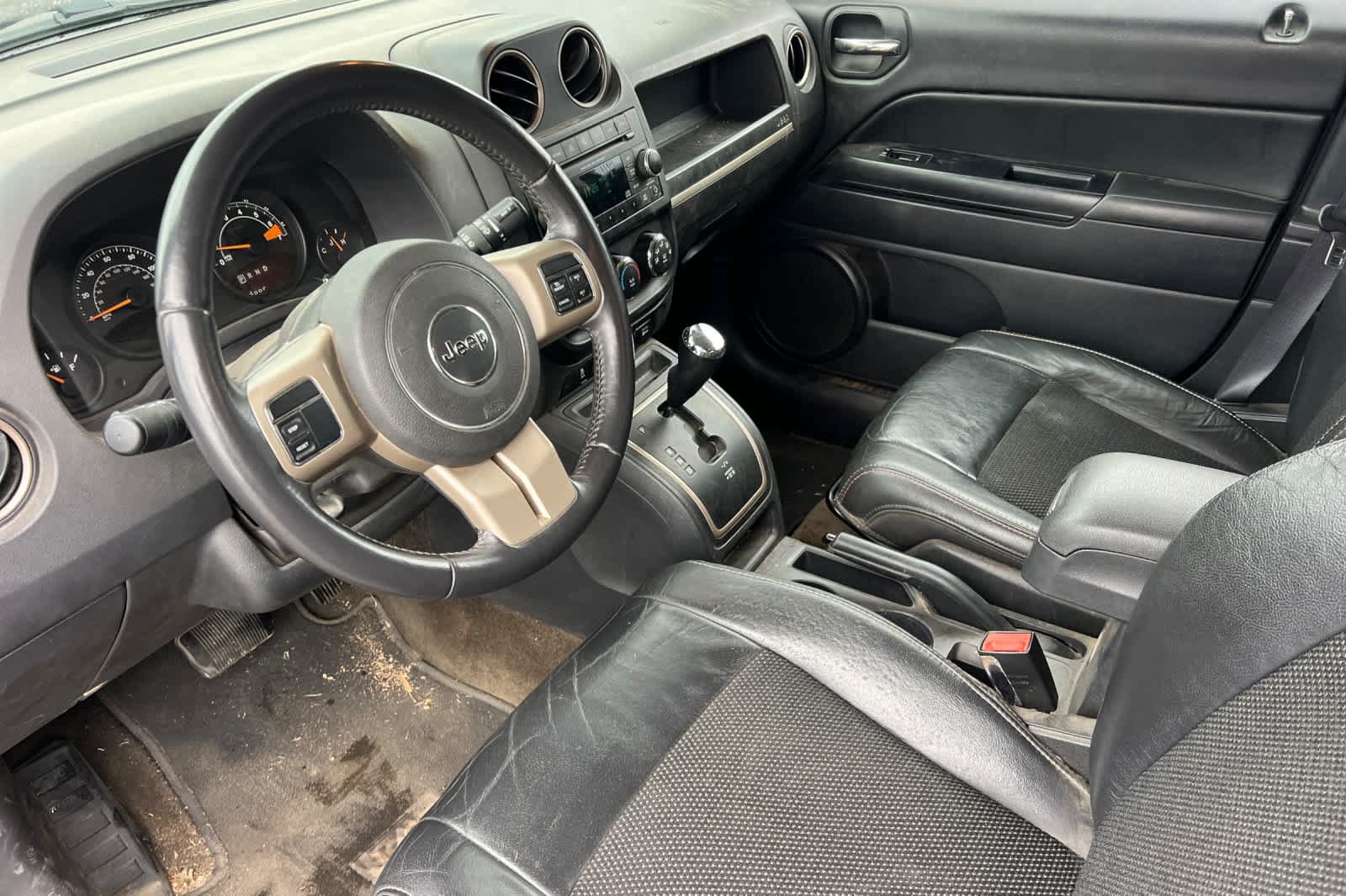 Used 2017 Jeep Patriot 75th Anniversary w/ Power Value Group AWD/4WD image 9