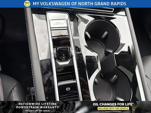 New 2026 Volkswagen Atlas SE image 15