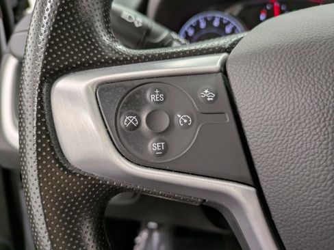 Used 2022 GMC Terrain SLE w/ Driver Convenience Package image 16