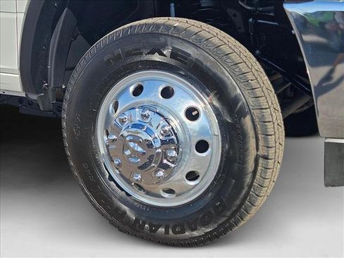 New 2025 RAM 3500 Tradesman AWD/4WD image 10