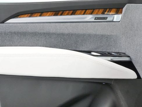 Certified 2026 Cadillac Escalade Platinum Sport w/ LPO, ONYX Package AWD/4WD image 6