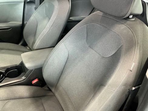 Used 2025 Kia K4 FWD image 10