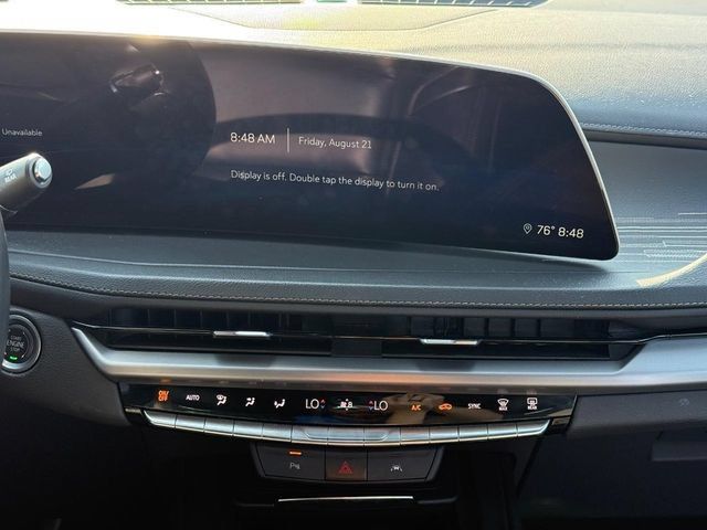 Used 2024 Cadillac XT4 Premium Luxury AWD/4WD image 19