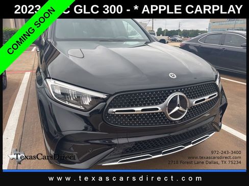 Used 2023 Mercedes-Benz GLC 300 4MATIC image 2