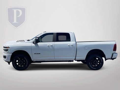 New 2026 RAM 2500 Laramie AWD/4WD image 4