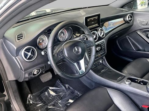 Used 2014 Mercedes-Benz CLA 250 image 15