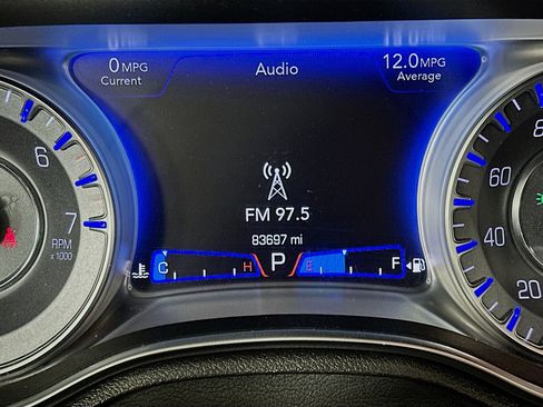 Used 2019 Chrysler 300 Touring w/ Sport Appearance Package image 19