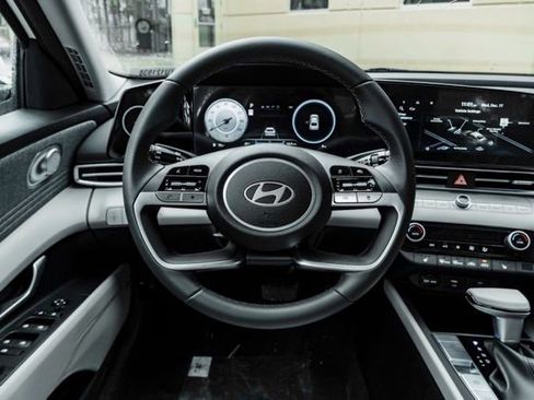 New 2026 Hyundai Elantra Limited FWD image 22